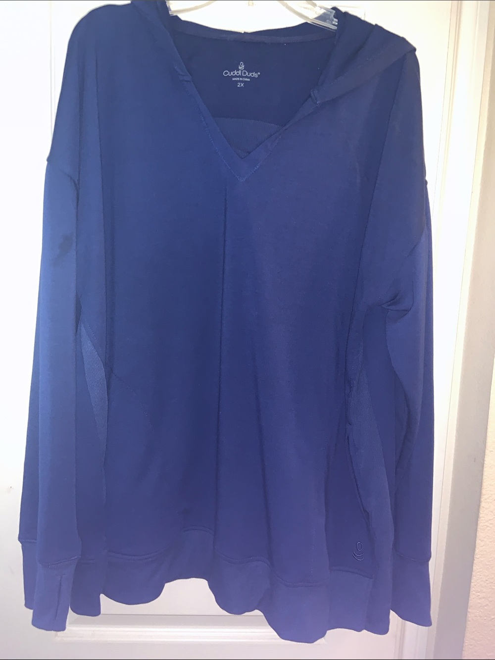 Cuddl Duds Ladies Royal Blue V-Neck Hoodie Sweat Shirt
